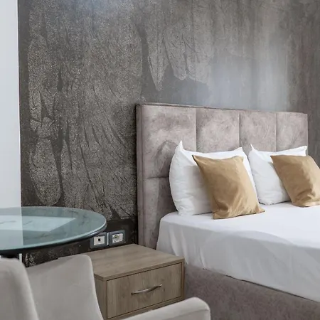 Grace Corner 3* Sarandë